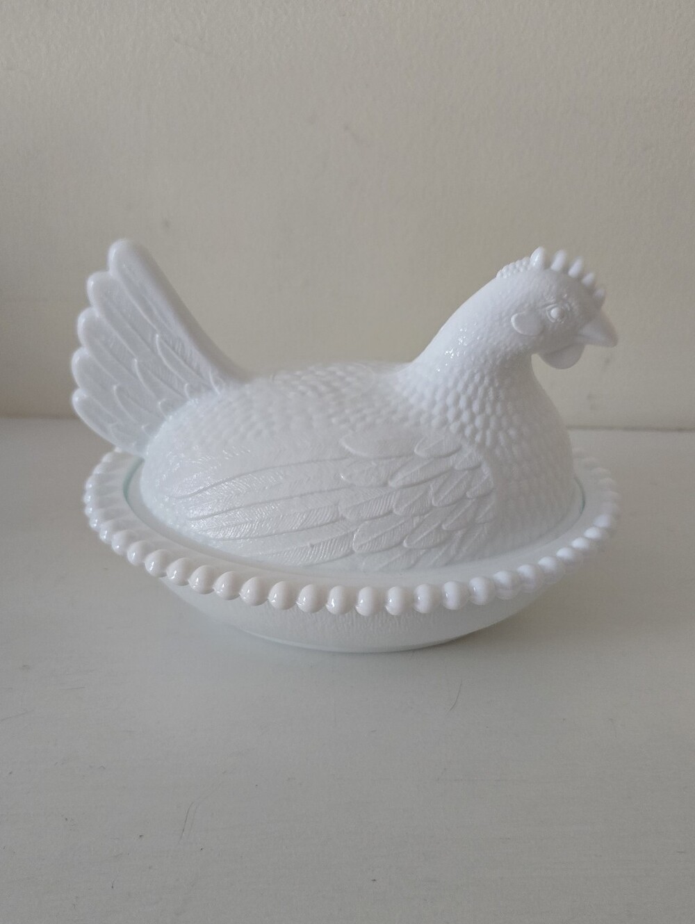 Vintage Indiana Glass White Milk Glass Hen on Nest